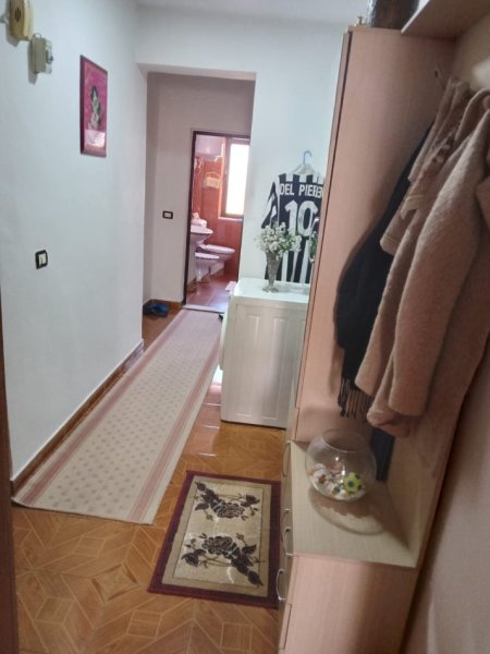 Tirane, shitet apartament 2+1+Aneks+Ballkon Kati 5, 70 m² 130.000 € 