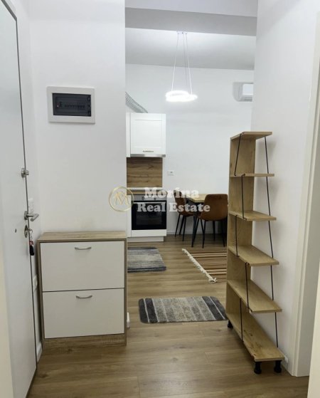 Tirane, jepet me qera apartament 1+1 Kati 6, 50 m² 500 € (Ali Demi)
