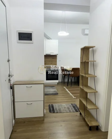 Tirane, jepet me qera apartament 1+1 Kati 6, 50 m² 500 € (Ali Demi)