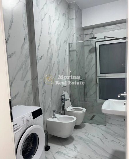 Tirane, jepet me qera apartament 1+1 Kati 6, 50 m² 500 € (Ali Demi)