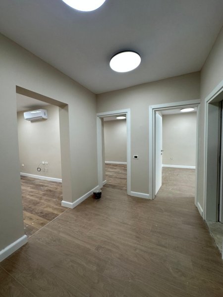 Tirane, shitet apartament 2+1+Ballkon Kati 2, 109 m² 252.000 € (Rruga Margarita Tutulani)