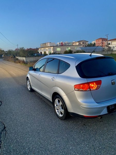 Kavaje, shes makine Seat altea xl Benzin+Gaz, gri metalizato manuale Kondicioner 212.000 km 3.100 €