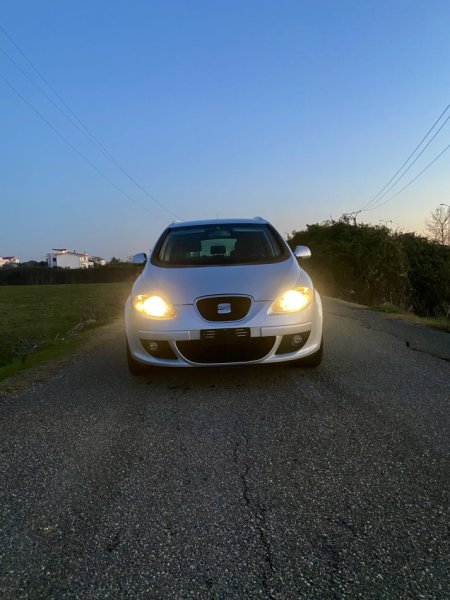 Kavaje, shes makine Seat altea xl Benzin+Gaz, gri metalizato manuale Kondicioner 212.000 km 3.100 €
