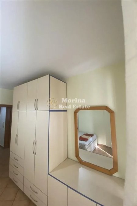 Tirane, jepet me qera apartament 1+1 Kati 2, 60 m² 500 € (Selvia)