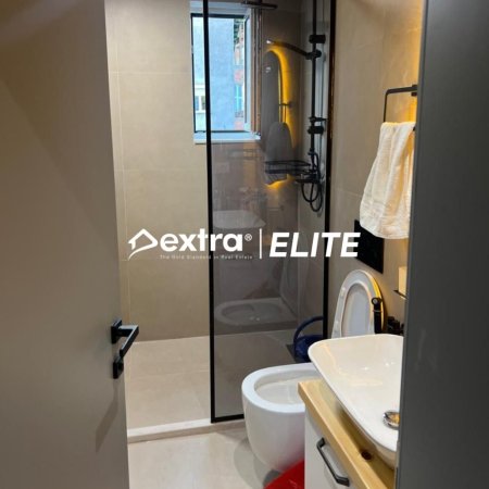 Tirane, jepet me qera apartament 2+1 Kati 4, 70 m² 800 € (Pazari i Ri)