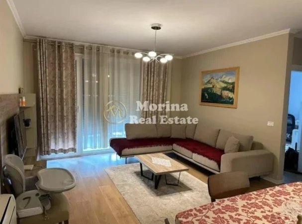 Tirane, jepet me qera apartament 2+1 Kati 3, 106 m² 800 € (Don Bosko)