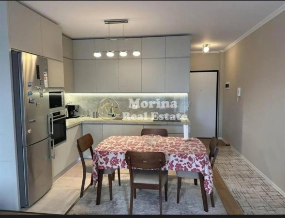 Tirane, jepet me qera apartament 2+1 Kati 3, 106 m² 800 € (Don Bosko)
