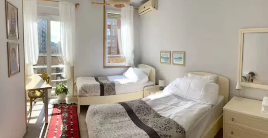 Tirane, shitet apartament 2+1+Ballkon Kati 3, 135 m² 270.000 € (JORDAN MISJA)