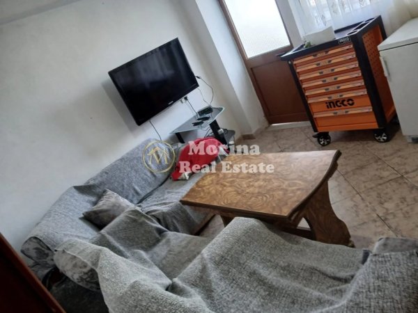 Tirane, jepet me qera apartament 1+1 Kati 1, 60 m² 250 € (Qytet Studenti)