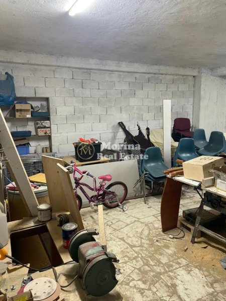 Tirane, shitet magazine Kati -1, 64 m² 36.480 € (Yzberisht)