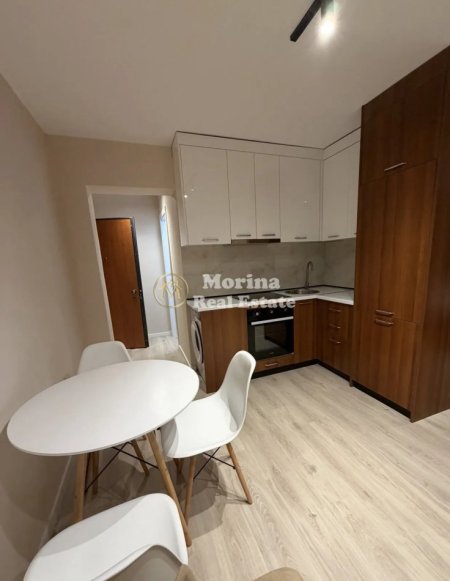 Tirane, jepet me qera apartament 2+1 Kati 1, 70 m² 600 € (Oxhaku)
