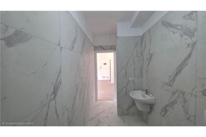 Vlore - Lungomare, shitet apartament 1+1+Ballkon Kati 8, 85 m² 148.500 € (Rruga Reshat Osmani, Vlore)