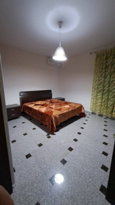 Tirane, jepet me qera apartament 2+1 Kati 4, 82 m² 600 € (VASIL SHANTO)