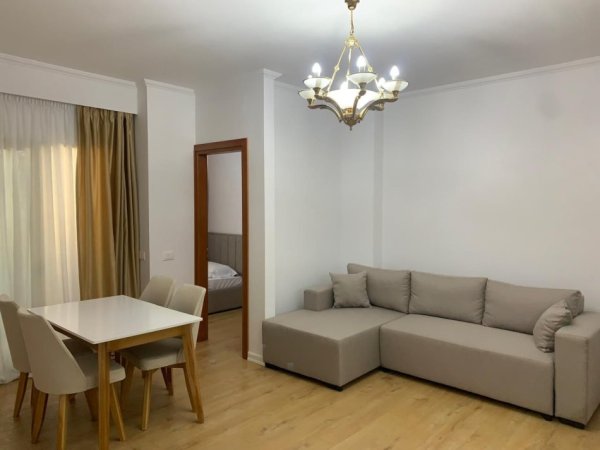 Tirane, shitet apartament 2+1 Kati 1, 65 m² 148.800 € (Liqeni i Thate)