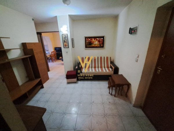 Tirane, jepet me qera apartament 1+1+Ballkon Kati 2, 52 m² 400 € (QYTET STUDENTI)