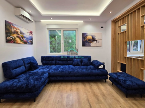 Vlore, shitet apartament 1+1+Ballkon Kati 4, 158.000 € 