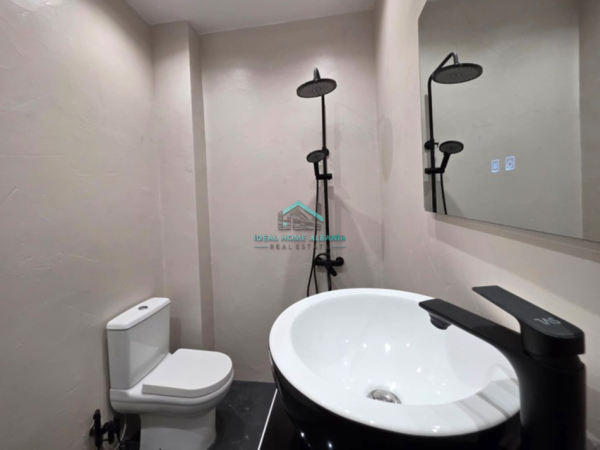 Vlore, shitet apartament 1+1+Ballkon Kati 4, 158.000 € 