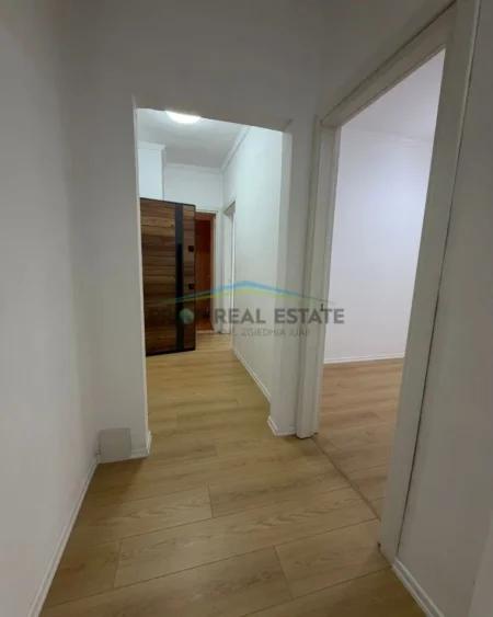 Tirane, shitet apartament 1+1 Kati 3, 69 m² 91.000 € Fresk ,Rruga Muhamet Deliu