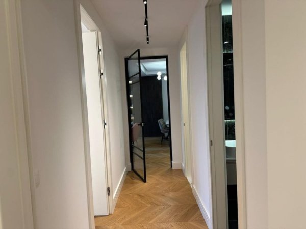 Tirane, shitet apartament 2+1 Kati 5, 133 m² (Lake View Residence)