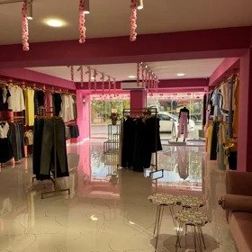 Tirane, jepet me qera dyqan Kati 0, 30 m² 800 € (VASIL SHANTO)