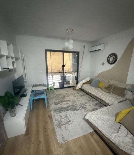 Tirane, shitet apartament 2+1 Kati 5, 102 m² 165.000 € (YZBERISHT)