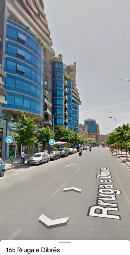 Tirane, shitet dyqan Kati 0, 35 m² 335.000 € (Rruga e Dibres)