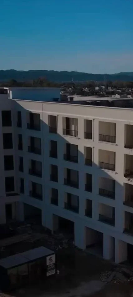 Tirane, shitet apartament 2+1 Kati 4, 105 m² 84.500 € (KAMEZ)