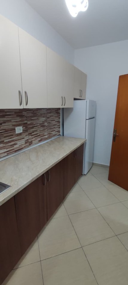 Tirane, jepet me qera apartament 2+1 Kati 3, 87 m² 600 € (Don Bosko, Prane Shkolles Vace Zela, Tirane.)