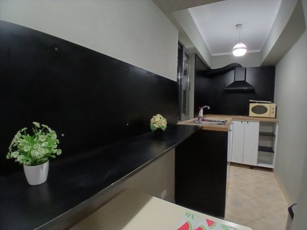Tirane, jepet me qera apartament 2+1+Ballkon Kati 3, 65 m² 400 € (Don bosko)