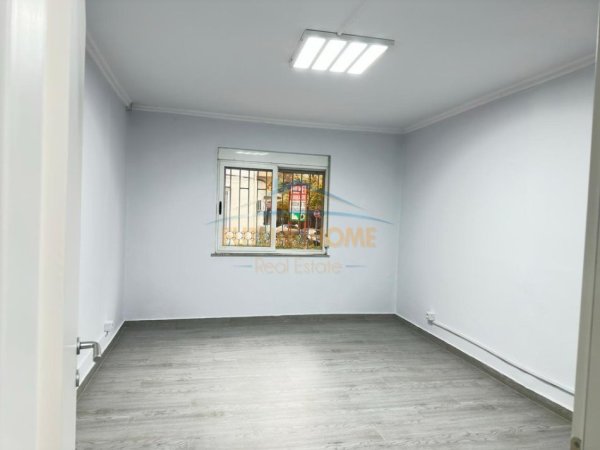 Tirane, jepet me qera ambjent biznesi Kati 1, 78 m² 800 € (Bulevardi Gjergj Fishta)