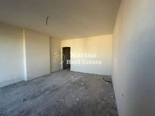 Tirane, shitet apartament 1+1 Kati 5, 75 m² 86.300 € (Paskuqan)