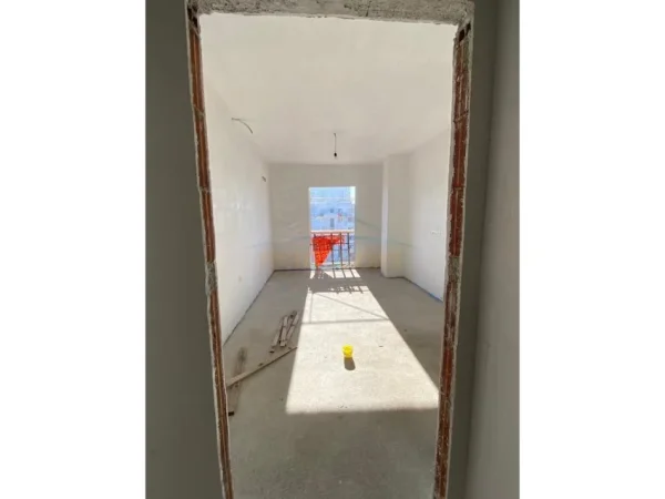 Tirane, shitet apartament 1+1+Ballkon Kati 6, 74 m² 130.000 € (Don Bosko, Rruga Albanopoli)