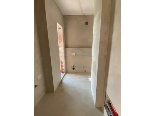 Tirane, shitet apartament 1+1+Ballkon Kati 6, 74 m² 130.000 € (Don Bosko, Rruga Albanopoli)