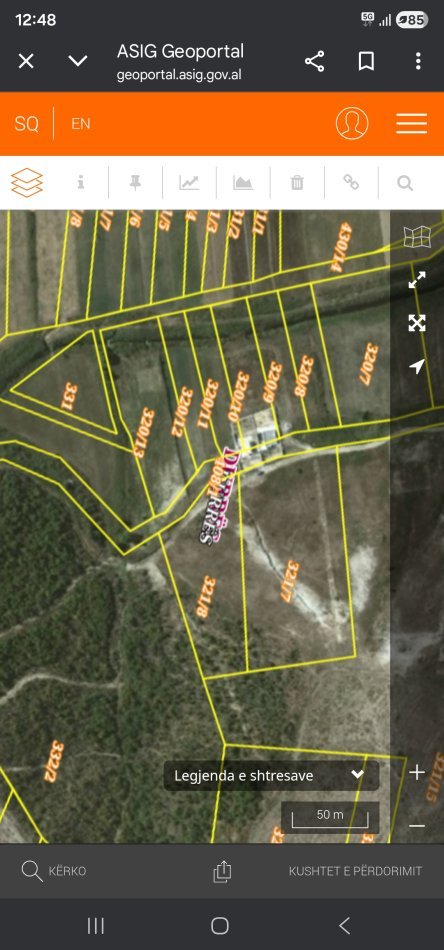 Tirane, shitet toke , 3.000 m² 180.000 € (San pietro gjiri lalzit)