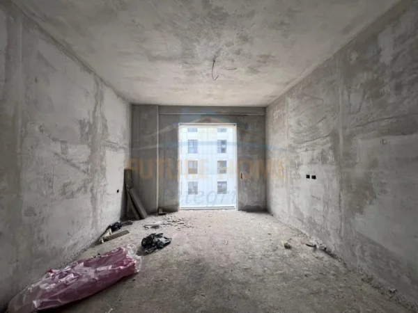 Tirane, shitet apartament 2+1+Ballkon Kati 1, 105 m² 173.200 € (Rezidenca Porcelan 3)