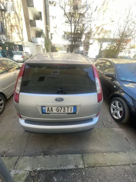 Tirane, shes makine Ford Cmax Nafte, gri metalizato manuale Kondicioner 180.000 km 2.700 €