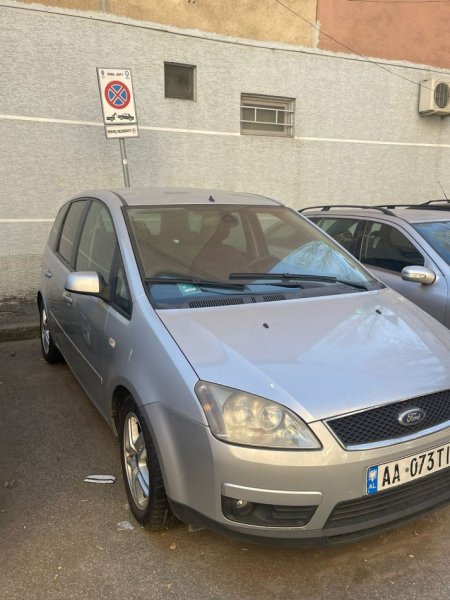 Tirane, shes makine Ford Cmax Nafte, gri metalizato manuale Kondicioner 180.000 km 3000 €