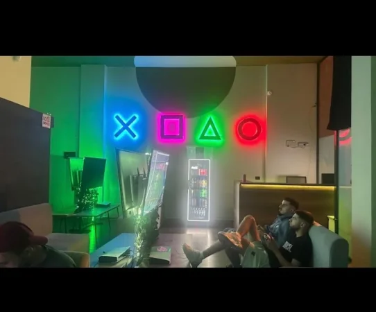 Shitet biznes gaming play station zone, Kati 0 (Rruga Pjeter Budi)