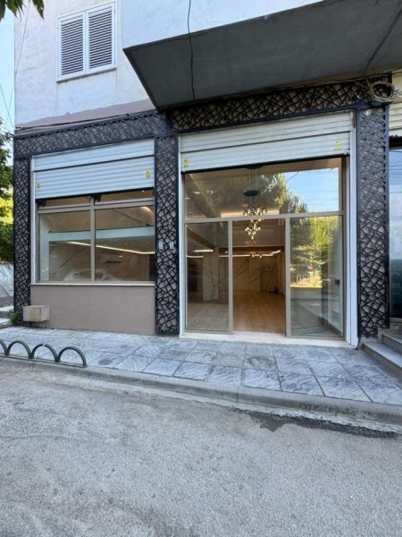 Shqiperi, shitet dyqan Kati 0, 80 m² 370.000 € (Komuna Parisit)