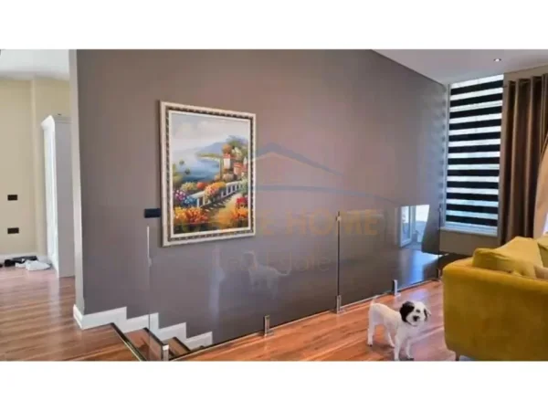 Tirane, shitet Vile , 407 m² 1.100.000 €