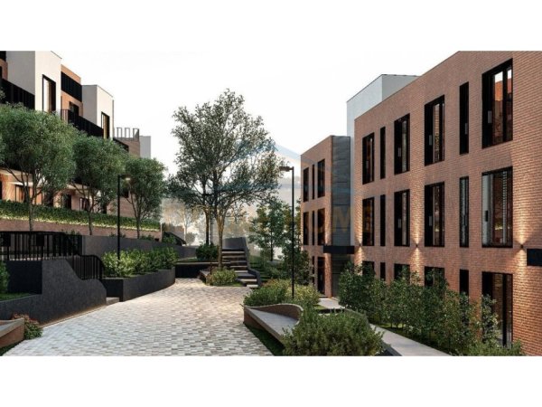 Tirane, shitet apartament , 100 m² 321.370 €