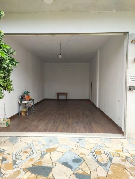 Tirane, jepet me qera Kati 0, 50 m² (Rruga Agush Gjergjevica, Rrethi Shkozes)