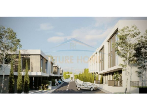 Tirane, shitet Vile , 446.505 €