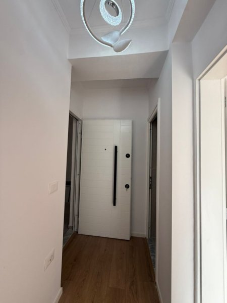 Tirane, shitet apartament 1+1 Kati 6, 115.000 € (Don Bosko)