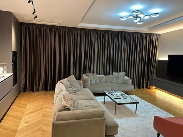 Tirane, shitet apartament 2+1 Kati 5, 133 m² (LAKE VIEW)