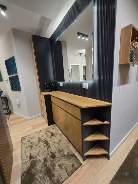 Tirane, jepet me qera apartament 2+1+Ballkon , 95 m² 1.100 € (Kopshti Botanik)