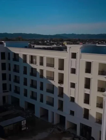 Tirane, shitet apartament 2+1 Kati 2, 109 m² 88.000 € (KAMEZ)