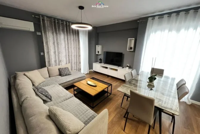 Tirane, jepet me qera apartament 2+1+Ballkon Kati 6, 85 m² 650 € (Rruga Jordan Misja)