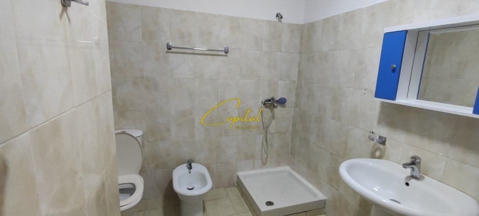 Tirane, jepet me qera apartament 2+1 Kati 3, 94 m² 600 € (DON BOSKO)