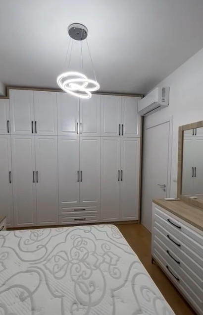 Tirane, jepet me qera apartament 1+1 Kati 6, 73 m² 700 € (ZOGU I ZI)
